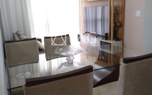 APARTAMENTO REFORMADO NO CENTRO