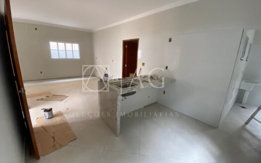 CASA NO BAIRRO SUMAREZINHO