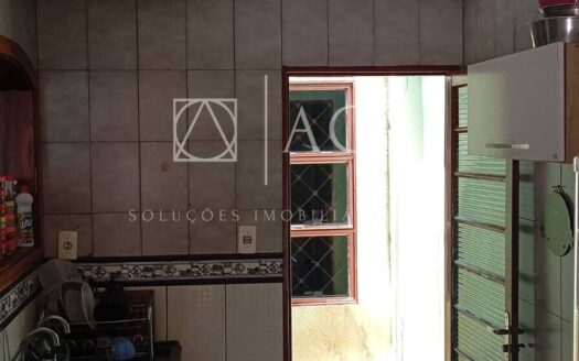CASA NO BAIRRO DOM MIELLE