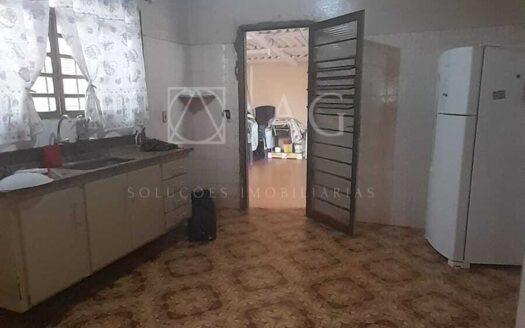 CASA NO BAIRRO IPIRANGA