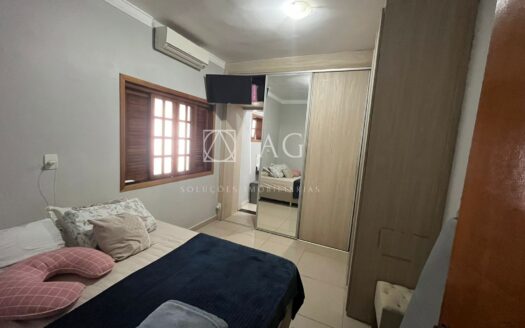 CASA NO BAIRRO JARDIM OURO BRANCO