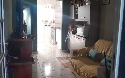 CASA NO BAIRRO CRISTO REDENTOR